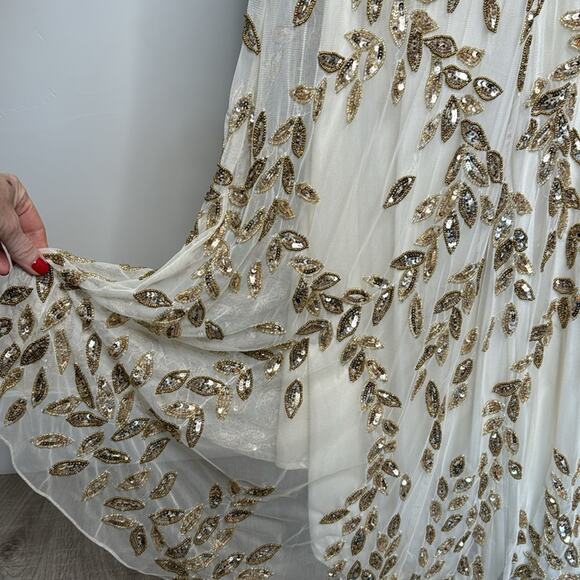 NWT MAC DUGGAL Nude Gold Beaded Embellished Leaf Evening Gown Women’s - Picture 15 of 16